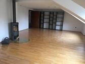 Foto - Gemütliche Dachgeschosswohnung mit Kamin & Einbauküche in ruhiger