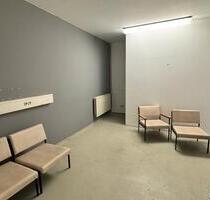 Räume im kreativen Umfeld - 1.056,00&nbsp;EUR Kaltmiete, ca.&nbsp; 139,00&nbsp;m&sup2; in Frankfurt am Main (PLZ: 60388) Bergen-Enkheim