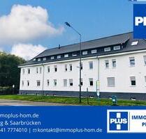 HOMBURG; GEPFLEGTE UND MODERNE 2 ZKB WOHNUNG MIT SCHÖNER PARKANLAGE