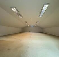 Lager zu vermieten - 300,00&nbsp;EUR Kaltmiete, ca.&nbsp; 50,00&nbsp;m&sup2; in Furth im Wald (PLZ: 93437)