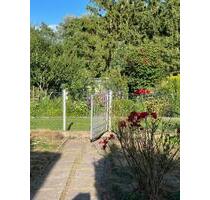 Kleingarten mit massiver Laube - 1.400,00&nbsp;EUR Kaltmiete, ca.&nbsp; 0,00&nbsp;m&sup2; in Schwerin (PLZ: 19063) Mueß