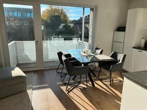 Foto - Helle 2-Zimmer-Wohnung mit Balkon im Südviertel zur Untermiete
