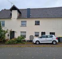 Freistehendes Einfamilienhaus mit Anbau in Brakel Siddessen