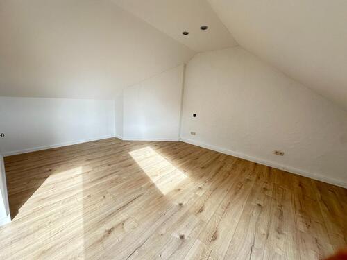 Foto - Etagenwohnung zur Miete in Weitramsdorf