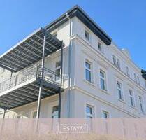 Großzügige, lichtdurchflutete Familienwohnung mit zwei Bädern und Balkon - Limbach-Oberfrohna