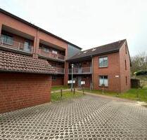 Helle 3,5-Zimmer-Wohnung mit Balkon und Carport in Marklohe