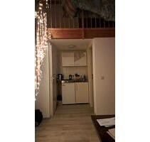 zentral gelegenes Studenten-Appartement ab sofort frei - Flensburg