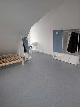 Foto - 1 Zimmer Dachgeschoßwohnung zur Miete in Gießen