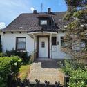 Foto - Einfamilienhaus mit Garten und Garage in klein Thun zu verkaufen