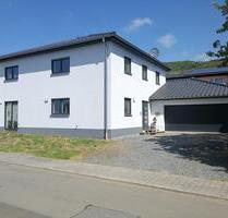 Neuwertiges EFH mit Doppelgarage - Pfeffelbach