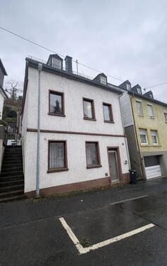 Foto - Einfamilienhaus mit 110 m² – 5 Zimmer, Küche & Bad zu vermieten