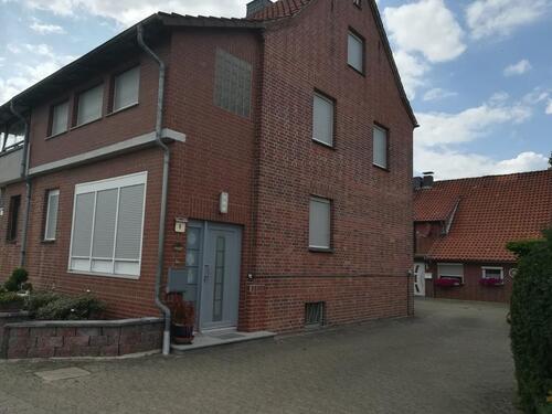 Foto - Doppelhaushälfte wartet auf ruhige und nette Mieter