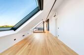 Foto - Lichtfülle trifft Loft-Style: Dachgeschosswohnung mit zwei Loggien zum Erstbezug