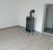 3 Zimmer mit Kamin und Gartennutzung im 4 Familienhaus - Rüdersdorf bei Berlin