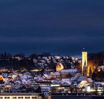 3 Zimmerwohnung,neu renoviert,ruhige Lage,Blick über Ravensburg