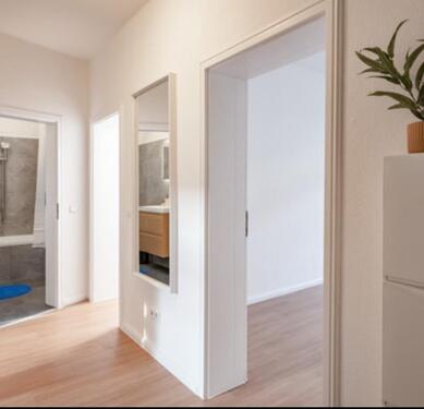 Foto - Sanierte Geräumige Erdgeschosswohnung Erstbezug