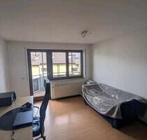 1,5 Wohnung mit Garage zu verkaufen - Freiberg am Neckar