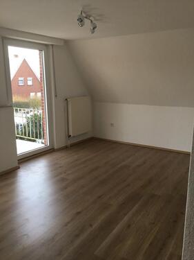 Foto - Renovierte 3 Zimmer Mietwohnung 1-2 Personen