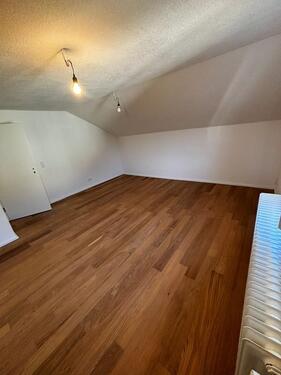 Foto - 1 Zimmer Dachgeschoßwohnung zur Miete in Grenzach-Wyhlen