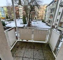 1 Zimmer mit Balkon*Singleküche*Aufzug*ab sofort - Chemnitz Hilbersdorf