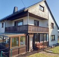 Freistehendes Ein bis Zweifamilienhaus am Waldrand im Westerwald - Hellenhahn-Schellenberg