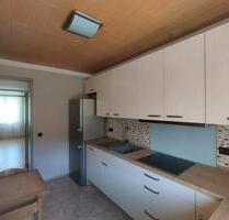 7-Zimmer 120 m² Provisionsfreie Wohnung bezugsfrei Renov. nötig - Kipfenberg