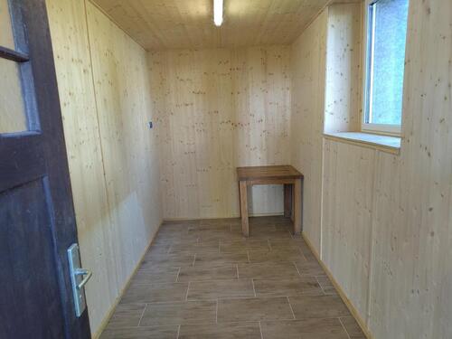 Foto - Hofladen Gewerbefläche Laden - 72,00&nbsp;EUR Kaltmiete, ca.&nbsp; 8,50&nbsp;m&sup2;