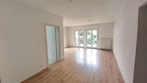 Foto - Ebenerdig und ruhig Wohnen, Blick ins Grüne inklusive: Ansprechende 3-Zi-Wohnung mit Terrasse!