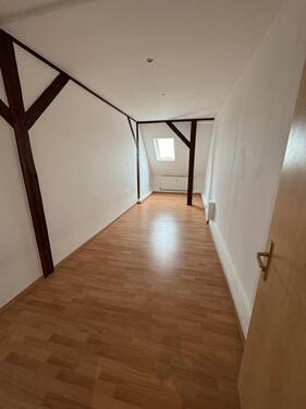 Foto - Großzügige 4-Zi-DG Wohnung im grünen Lüdersdorf bei Berlin