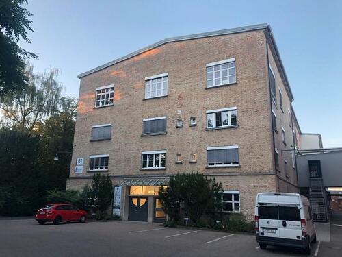 Foto - Büro-Arbeitsplatz mit Schreibtisch & WLAN im Martini-Park