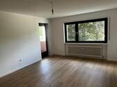 Foto - Frisch renovierte 3 ZKBB, Garage und kl. Wintergarten in Haßloch