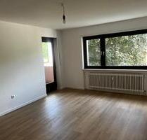 Frisch renovierte 3 ZKBB, Garage und kl. Wintergarten in Haßloch