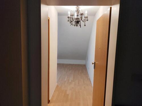 Foto - TOP-LAGE! 1-Zi DG-Whg Bayreuth Kreuz, inkl. Garage