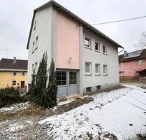 Helles und großzügiges Einfamilienhaus in Bräuersdorf - Hagenbüchach