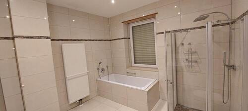 Foto - Großzügige, lichtdurchflutete 3-Zimmer-Stadtwohnung, EG