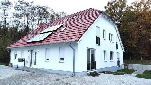 Foto - Wunderschöne Maisonette-Wohnung mit Blick ins Grüne und eigenem Gartenanteil 