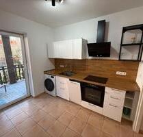 Sanierte 3-Zimmer-Wohnung mit großem Balkon & Einbauküche - Erfurt Hochheim