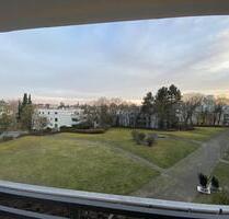 3 Zimmer Wohnung mit EBK, Aufzug, TG in Stuttgart-Möhringen