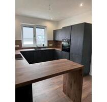 Moderne 4 -Zimmer -Wohnung im Neubau mit Balkon in zentraler Lage - Schmelz