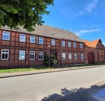 Geräumiges, günstiges Bauernhaus in Kalbe (Milde)
