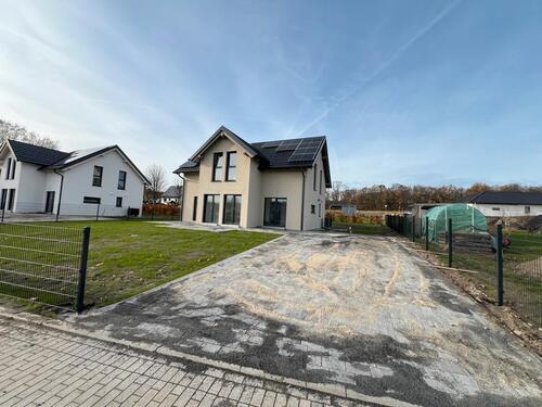 Foto - Einfamilienhaus zur Miete in Haselbachtal