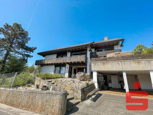 Foto - Einfamilienhaus in Segnitz - 1.800,00&nbsp;EUR Kaltmiete, ca.&nbsp; 300,00&nbsp;m&sup2;