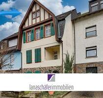 Bernkastel-Kues: 5-Zi.-Altbauwohnung mit Balkon in zentraler Lage