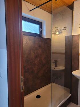 Foto - Schöne 1 Zimmer Wohnung mit neuem Badezimmer, EBK und Balkon in Schönmünzach