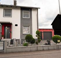 Moderne Doppelhaushälfte in Burgau - Ohne Provision von Privat!