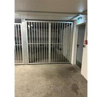 Abschließbarer Tiefgaragenstellplatz - München Sendling-Westpark