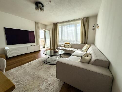 Foto - Helle 3-Zimmer Wohnung im 5. OG mit Balkon in Nieder-Olm