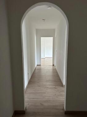 Foto - Helle 2- Zimmer-Wohnung mit Balkon in zentraler Lage zu vermieten
