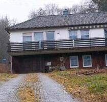 Einfamilienhaus mit großem Gelände - Idar-Oberstein