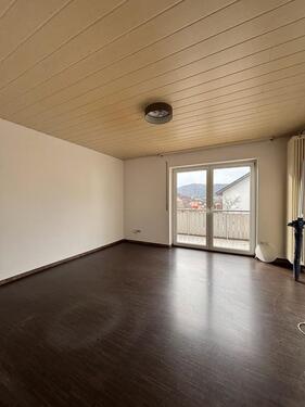 Foto - 3-Zimmer-Wohnung mit großem Balkon in Großheubach zu vermieten